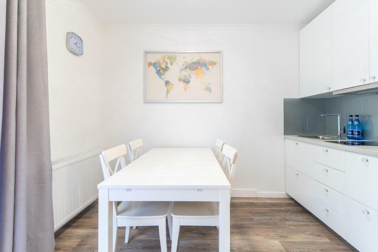 Kolorowe Balkony - Stylowy Apartament Nad Morzem By Noclegi Renters Miedzyzdroje Bagian luar foto
